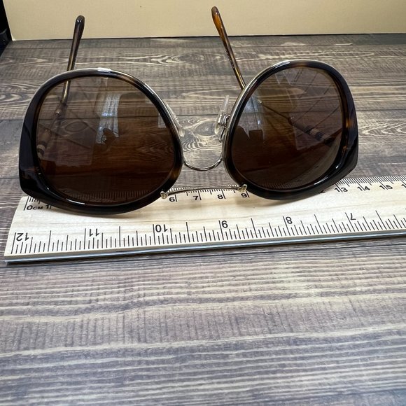 Burberry women\'s sunglasses main image 10